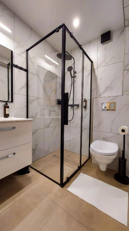 Villa Baranowka - Apartament #8 By Shortstaypoland Ratulow Zewnętrze zdjęcie